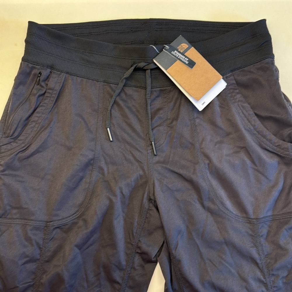 The North Face Women’s Pants Bottom - Picture 6 of 11